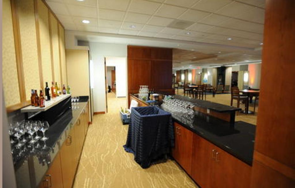 利斯堡 The National Conference Center酒店 外观 照片
