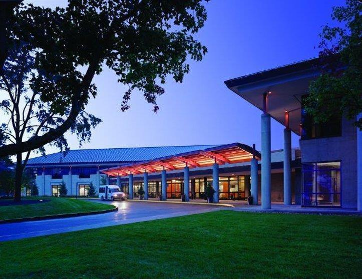 利斯堡 The National Conference Center酒店 外观 照片